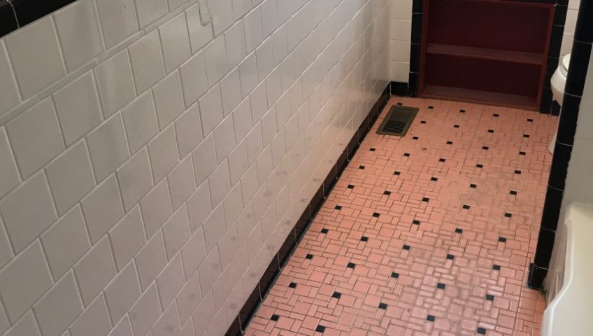 Refinishing Tile Is the Most Transformative Fix for a Dated Bathroom