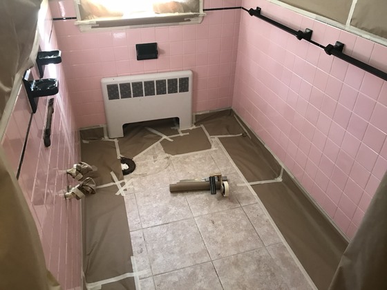 Superior Bathtub Refinishing Restores Bathrooms Right