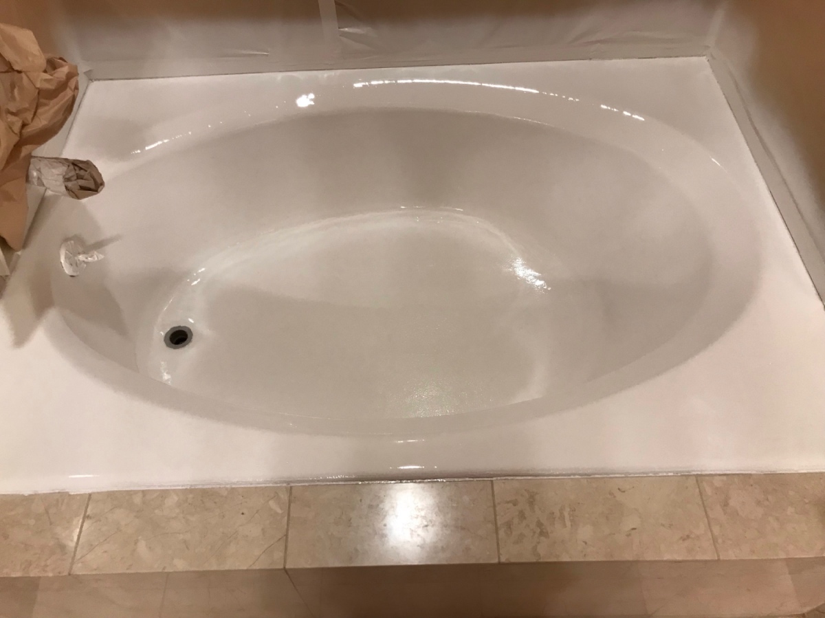 Hotel Bathtub Refinishing & Ceramic Tile Surround Refinishing Solutions.